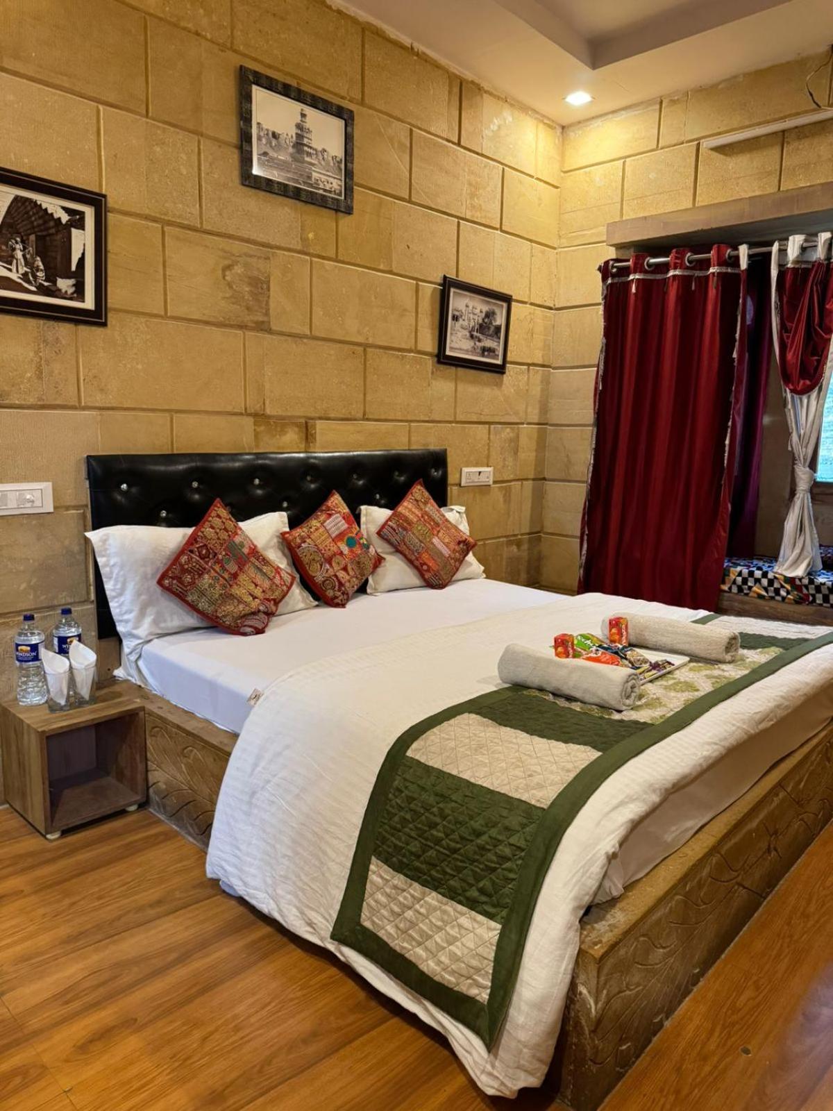 Hotel Jaswant Palace 자이살메르 외부 사진