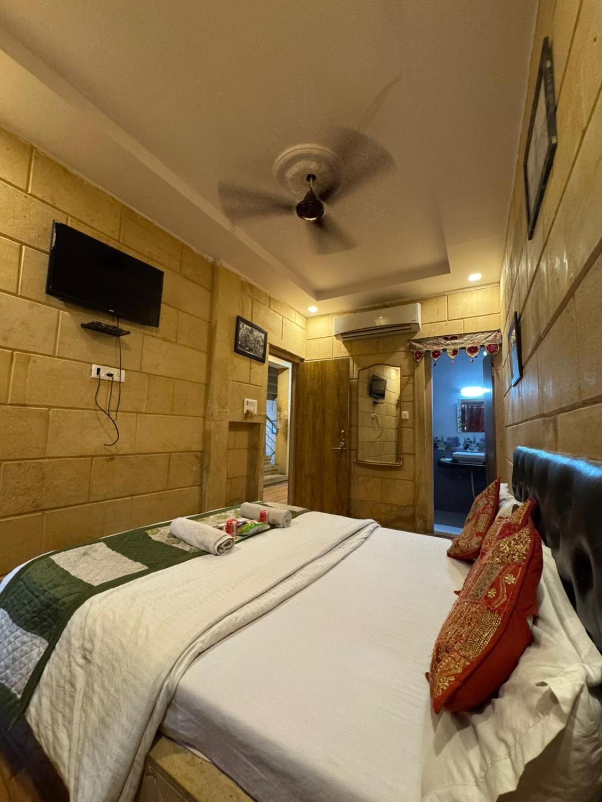 Hotel Jaswant Palace 자이살메르 외부 사진